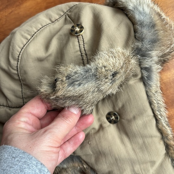 Fur hat - Picture 5 of 10